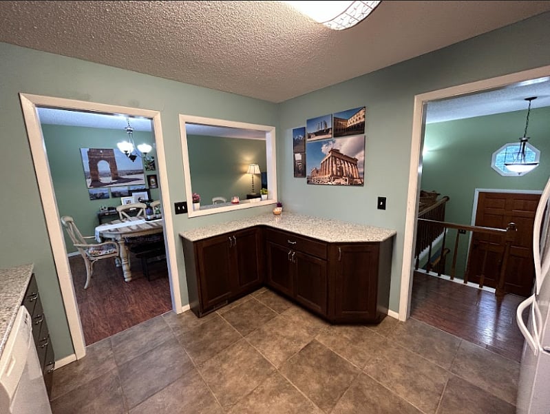 Furnished Finder property 588757_1 photo 3