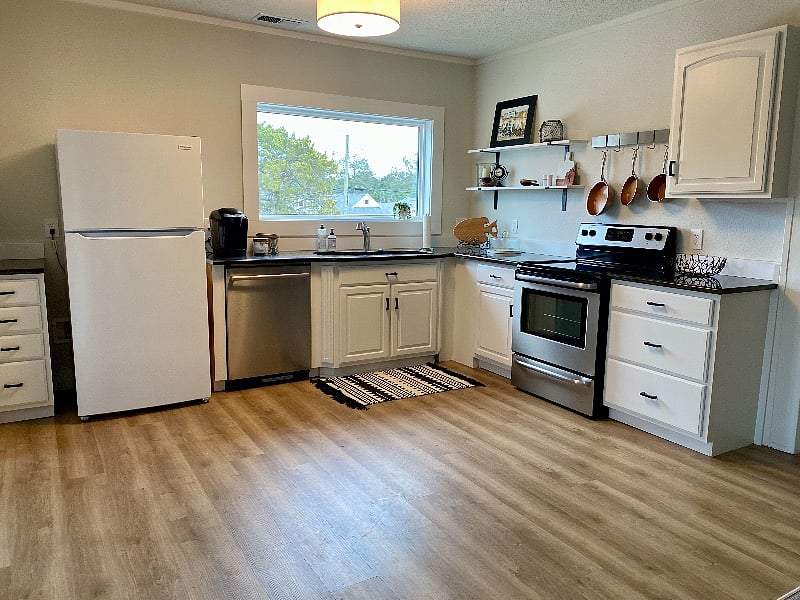 Furnished Finder property 588792_1 photo 3