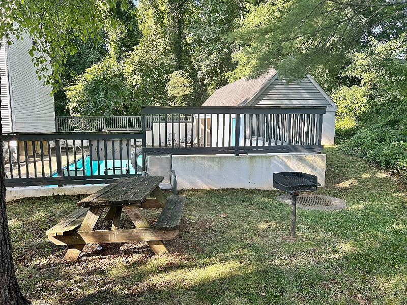 Furnished Finder property 588805_1 photo 10