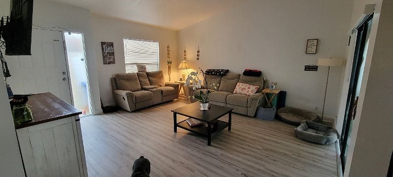 Furnished Finder property 588809_1 photo 7