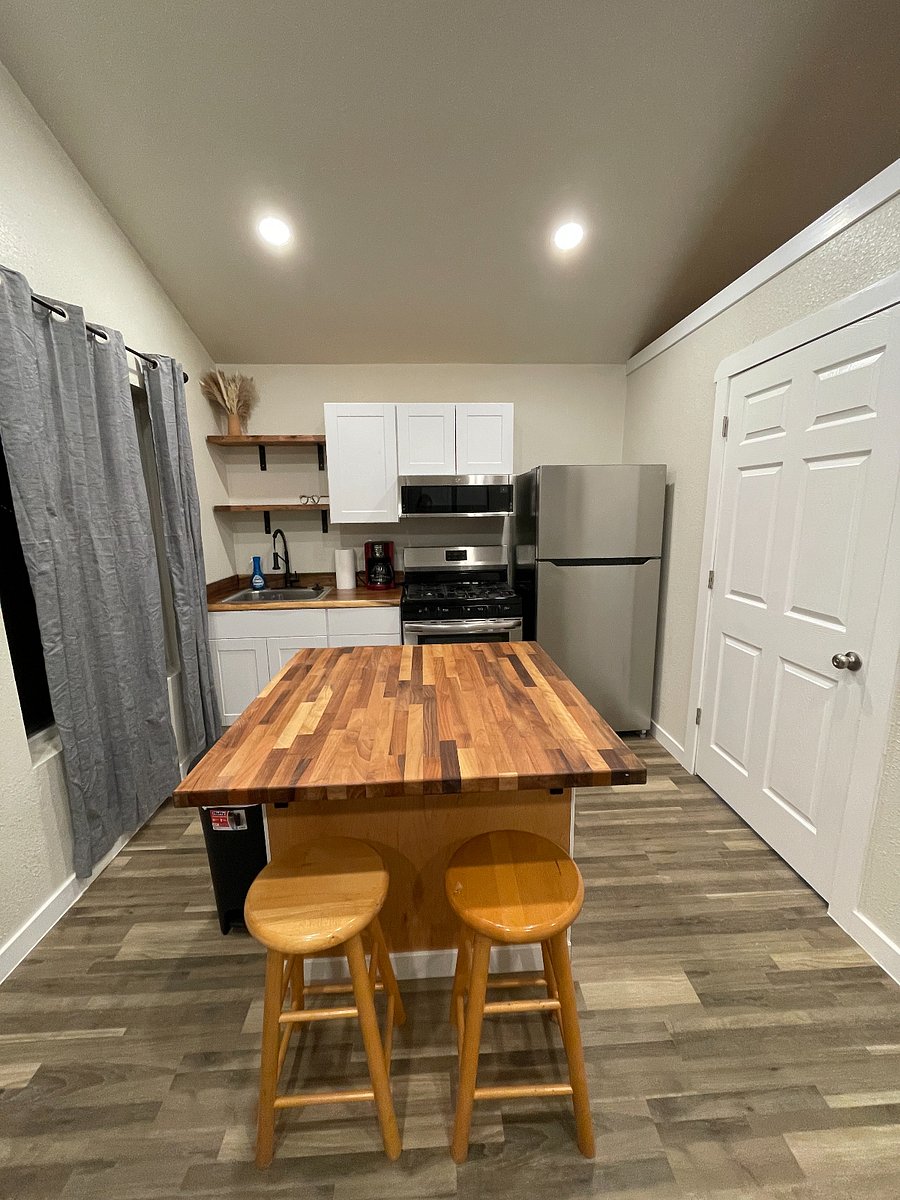 Furnished Finder property 588825_1 photo 3