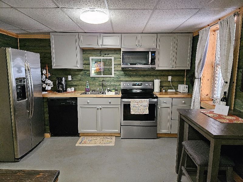 Furnished Finder property 588851_1 photo 3