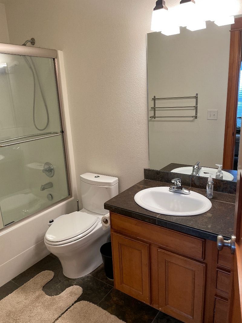 Furnished Finder property 588862_1 photo 12