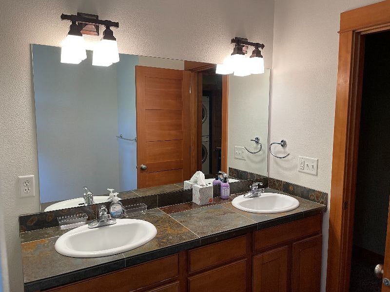 Furnished Finder property 588862_1 photo 9