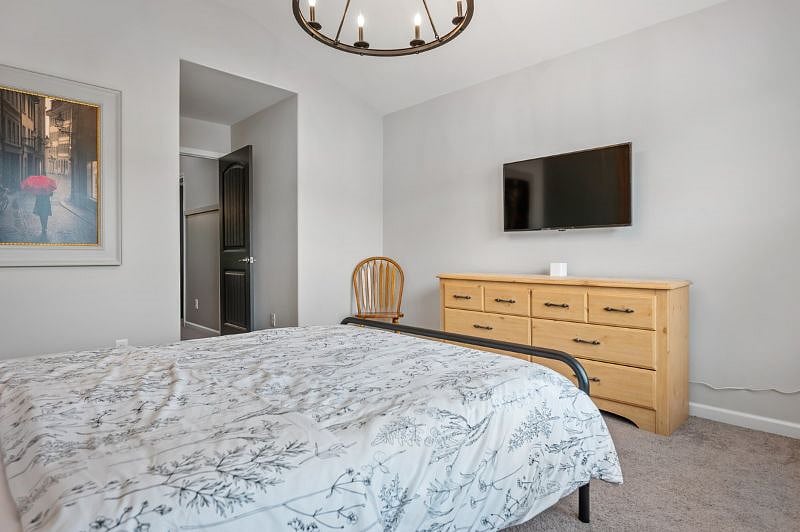 Furnished Finder property 588909_1 photo 18