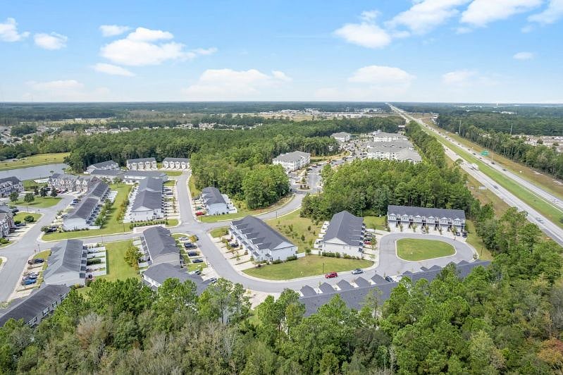 Furnished Finder property 588909_1 photo 27