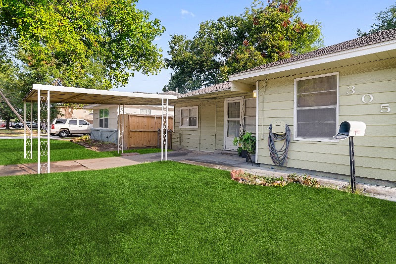 Furnished Finder property 588910_1 photo 18
