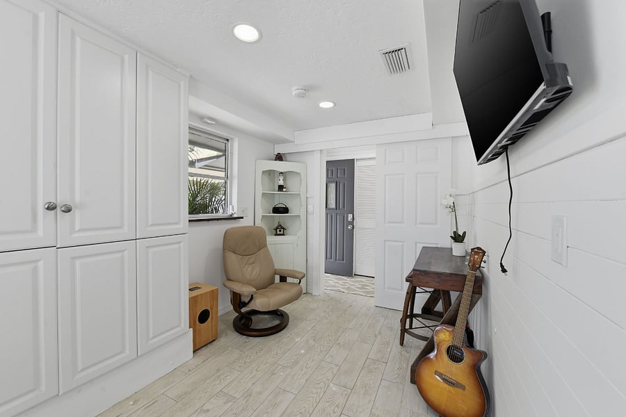 Furnished Finder property 588930_1 photo 14