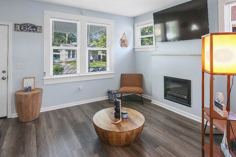 Furnished Finder property 588934_1 photo 3