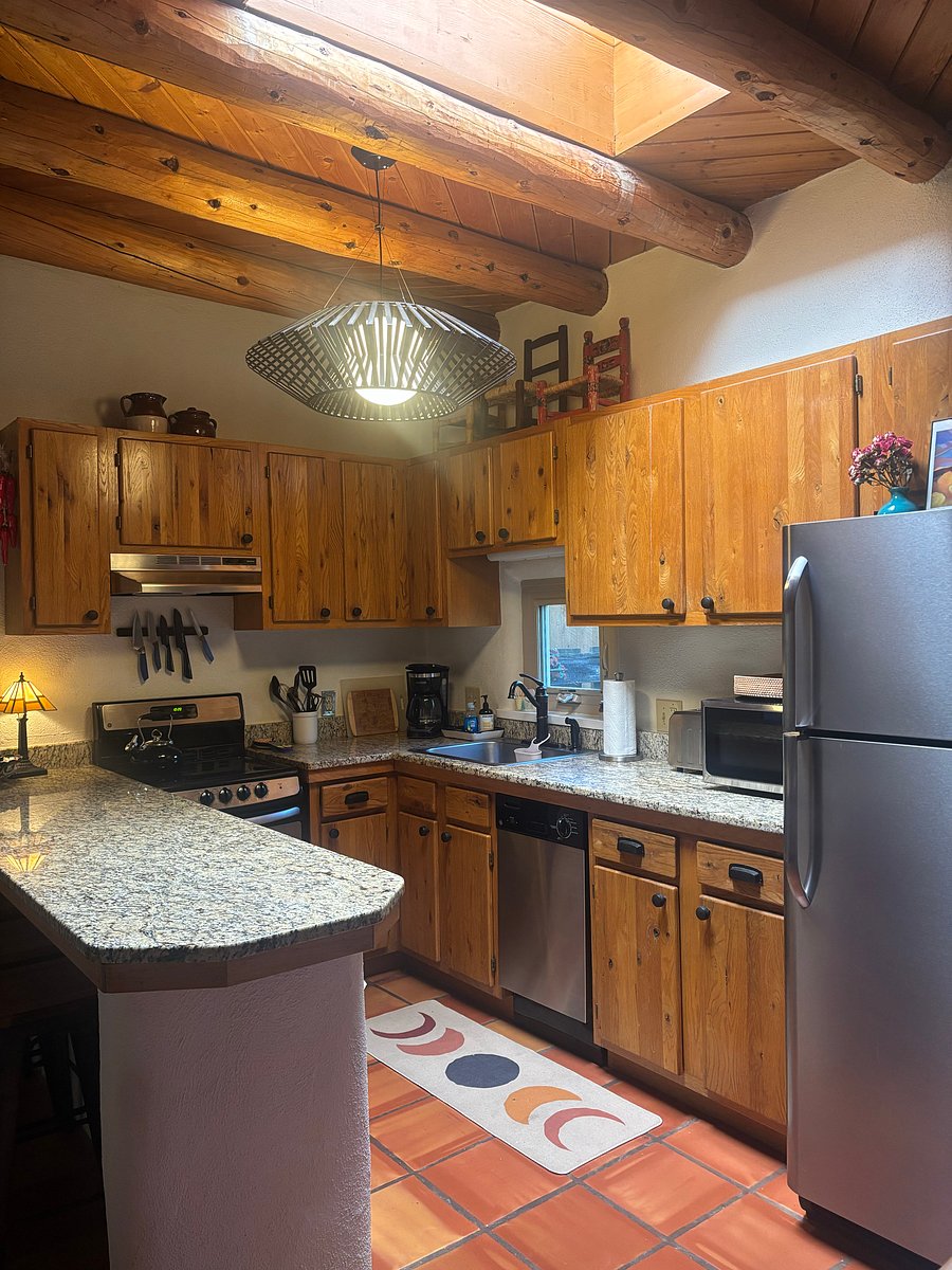 Furnished Finder property 588995_1 photo 6