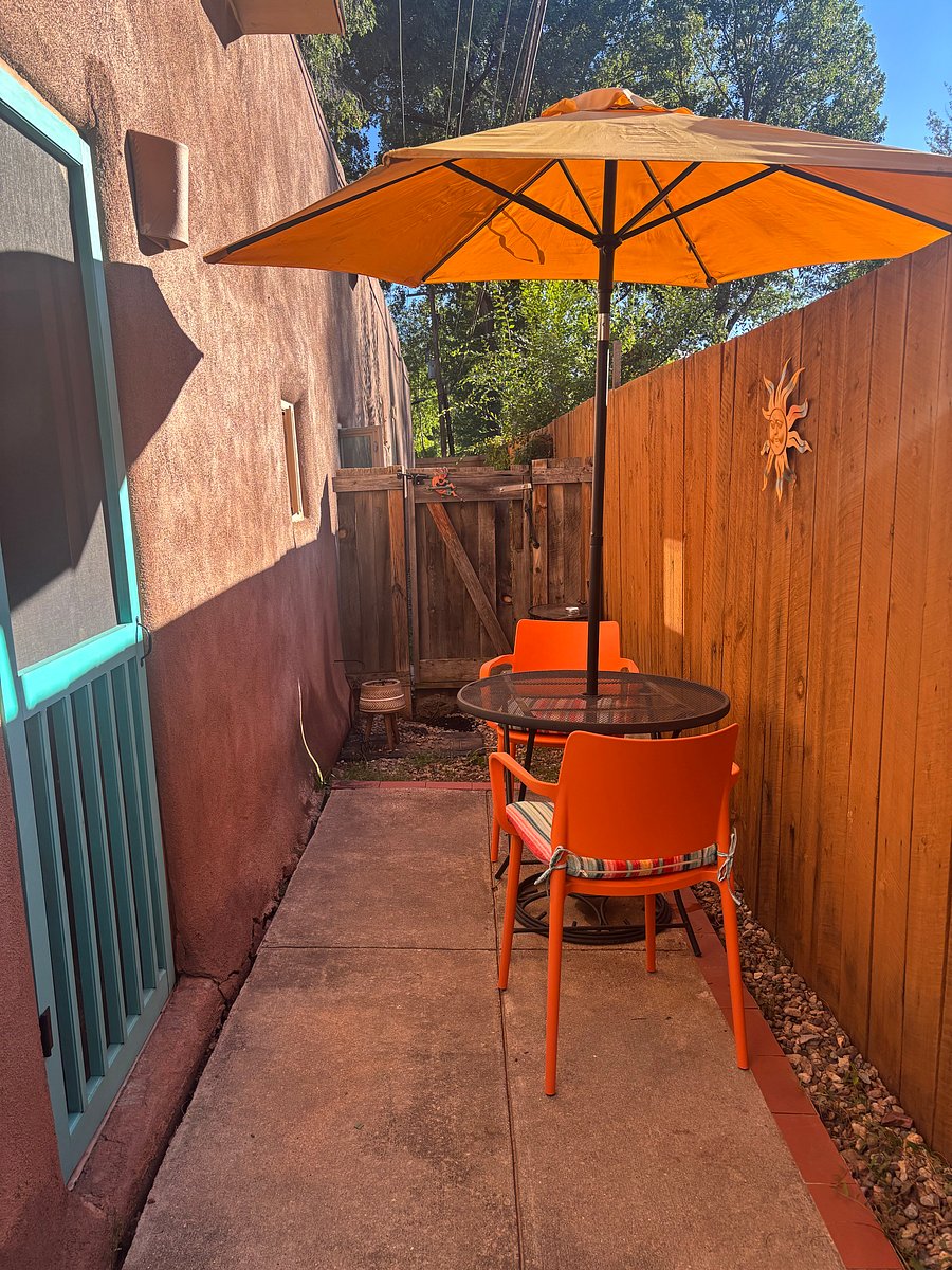 Furnished Finder property 588995_1 photo 17