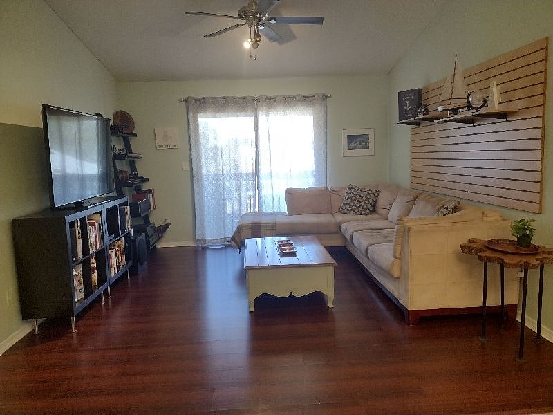 Furnished Finder property 589020_1 photo 3