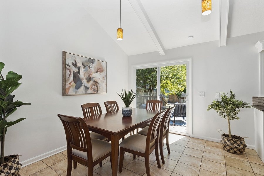 Furnished Finder property 589050_1 photo 15