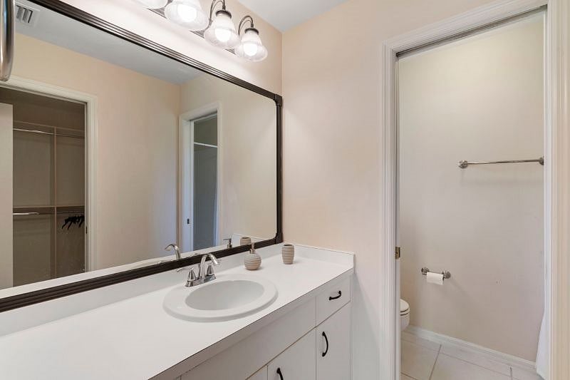 Furnished Finder property 589054_1 photo 11