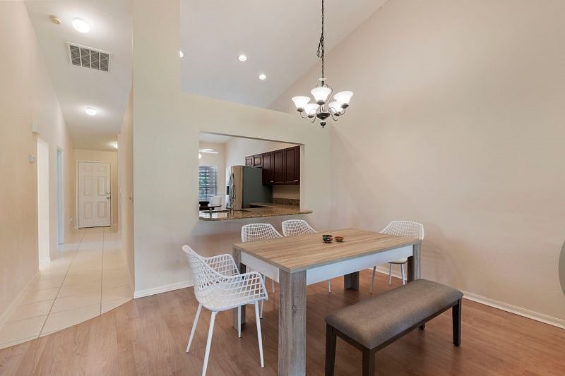 Furnished Finder property 589054_1 photo 14