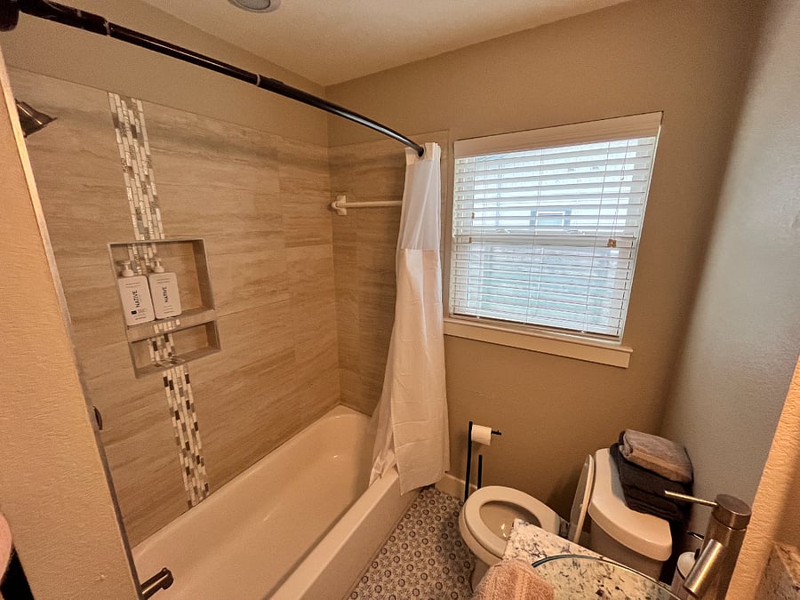 Furnished Finder property 589160_1 photo 4