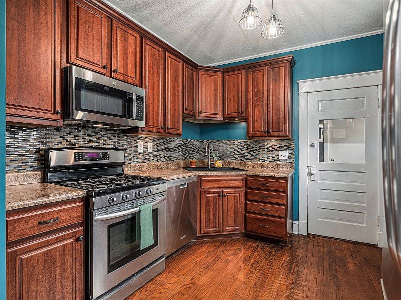 Furnished Finder property 589176_1 photo 6