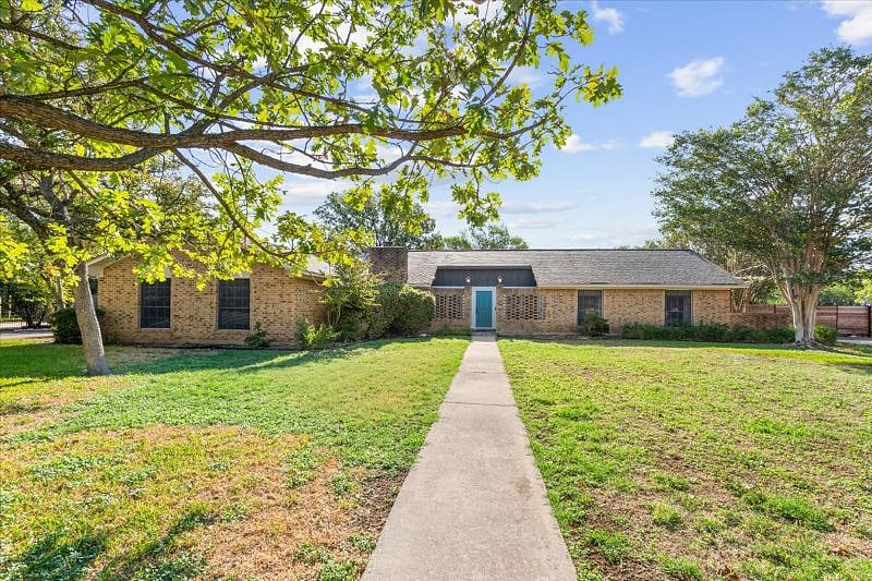 Furnished Finder property 589326_1 photo 32
