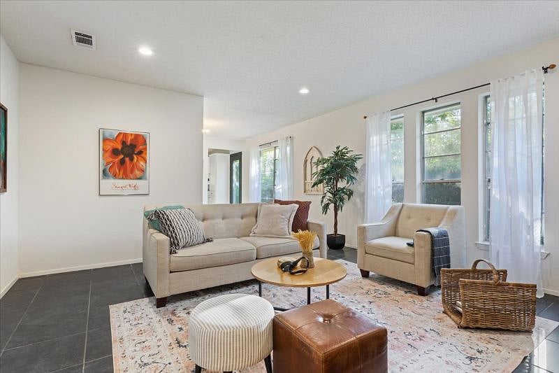 Furnished Finder property 589326_1 photo 7