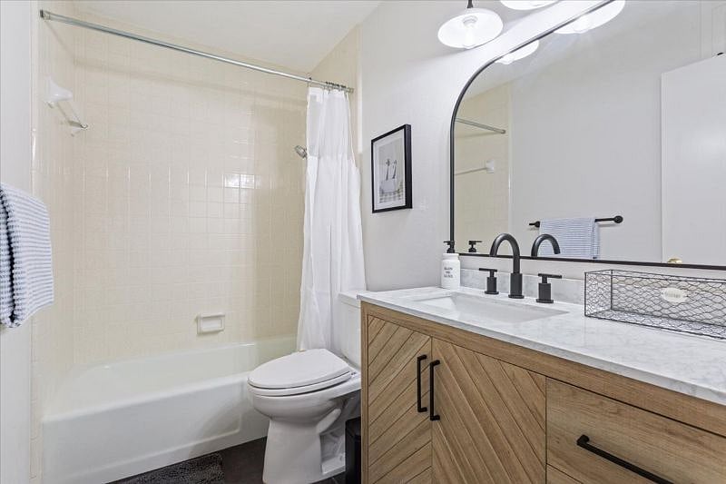 Furnished Finder property 589326_1 photo 24