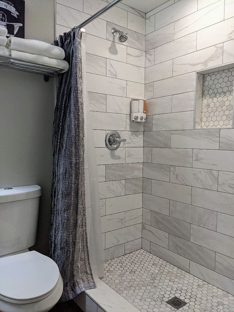 Furnished Finder property 589357_1 photo 12
