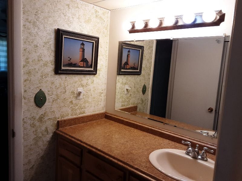Bathroom vanity separate