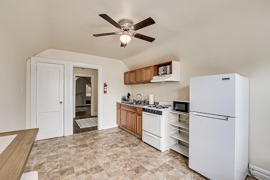 Furnished Finder property 589403_1 photo 6