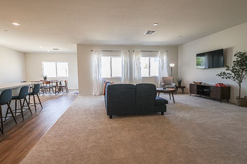 Furnished Finder property 589456_1 photo 21