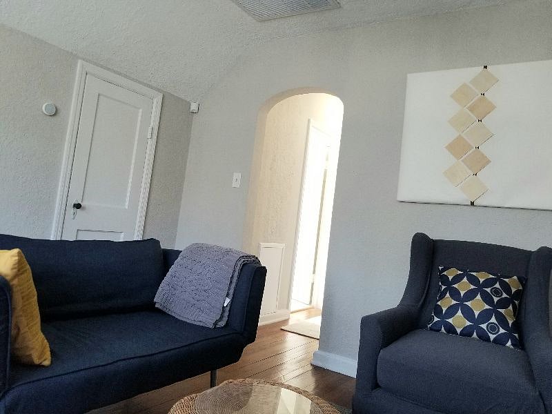 Furnished Finder property 589493_1 photo 4