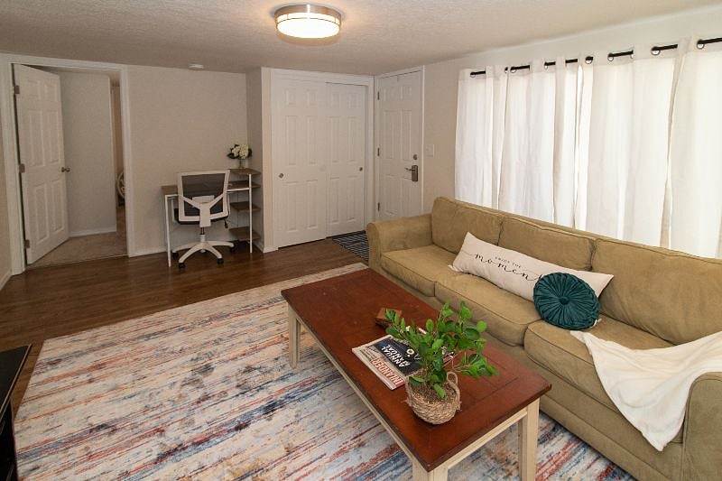 Furnished Finder property 589521_1 photo 2