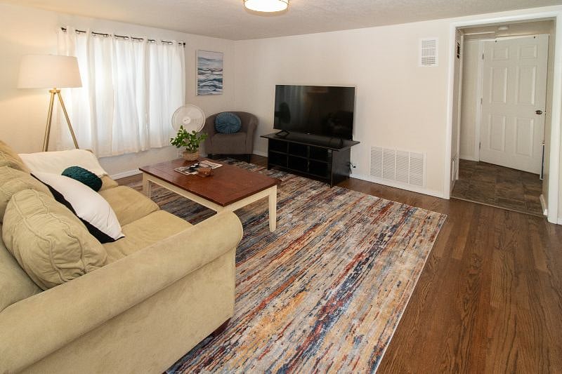Furnished Finder property 589521_1 photo 3