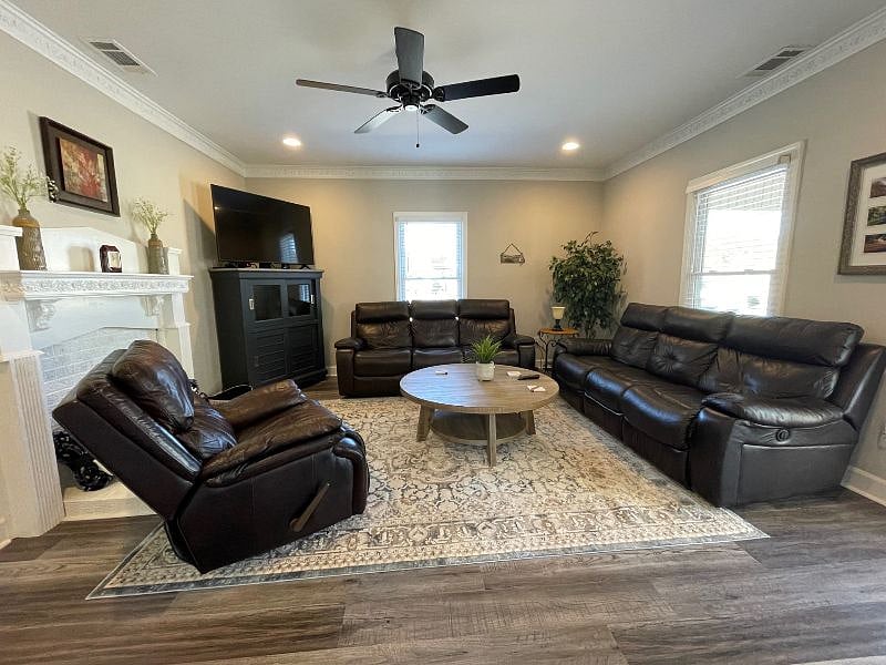Furnished Finder property 589575_1 photo 17