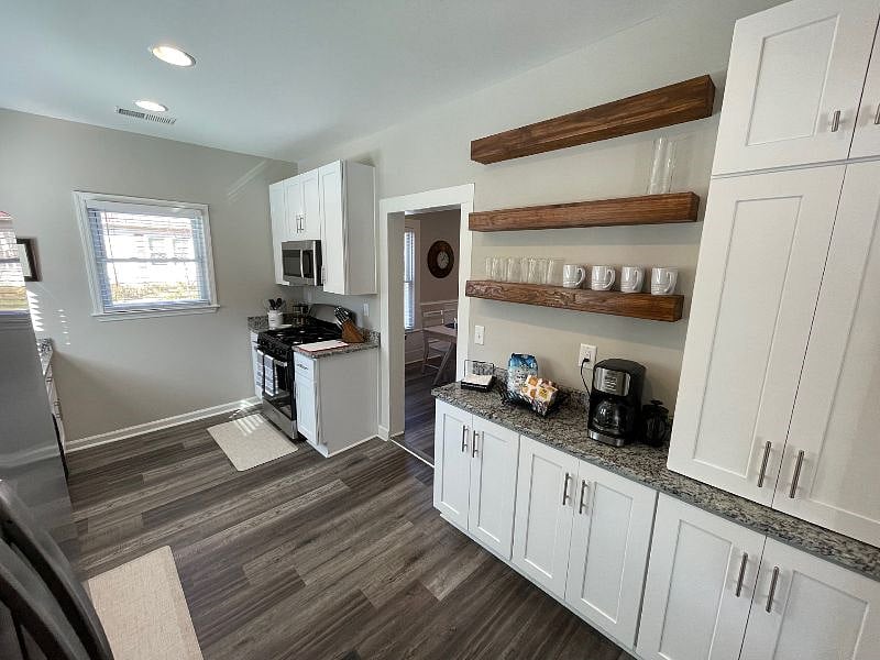 Furnished Finder property 589575_1 photo 30