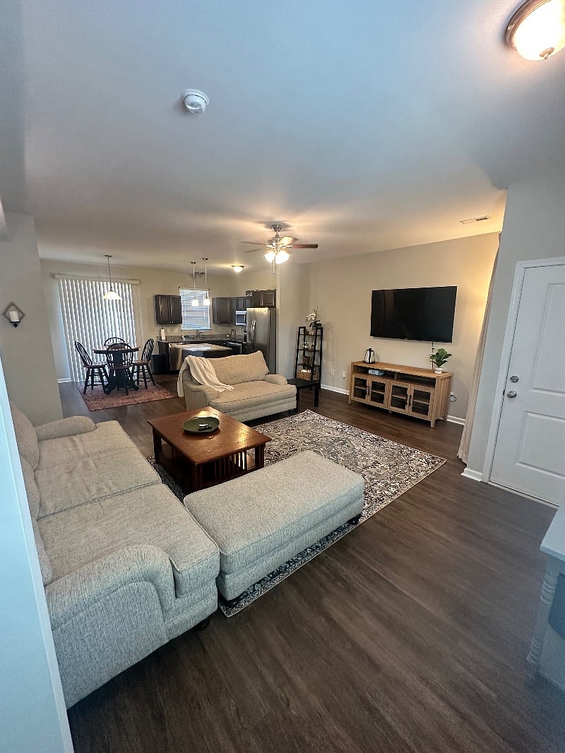Furnished Finder property 589641_1 photo 5