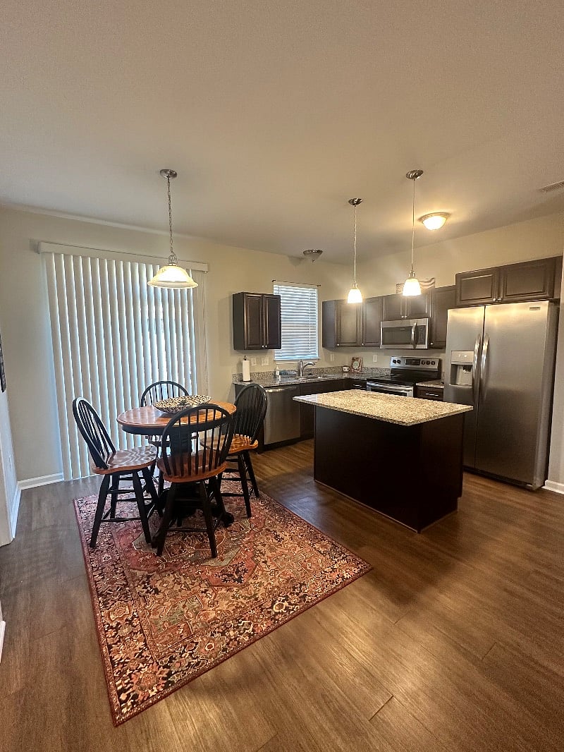 Furnished Finder property 589641_1 photo 6