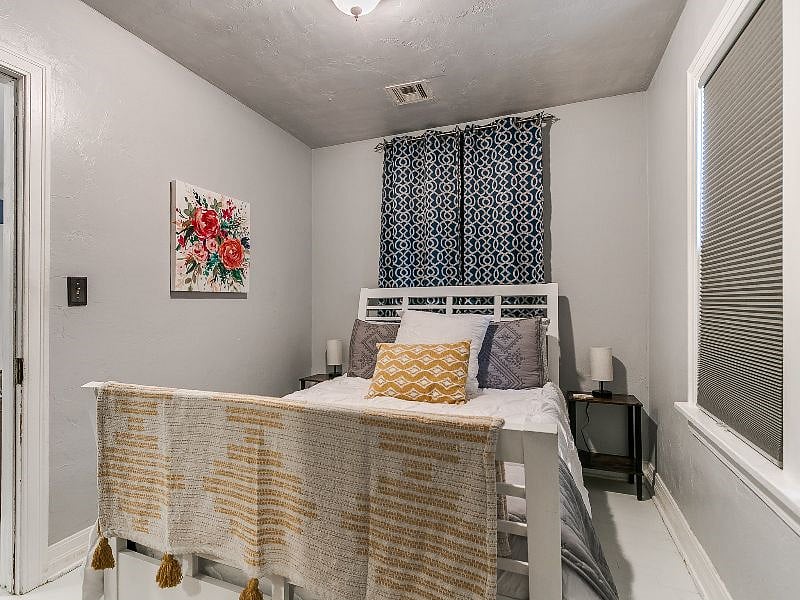 Furnished Finder property 589652_1 photo 15