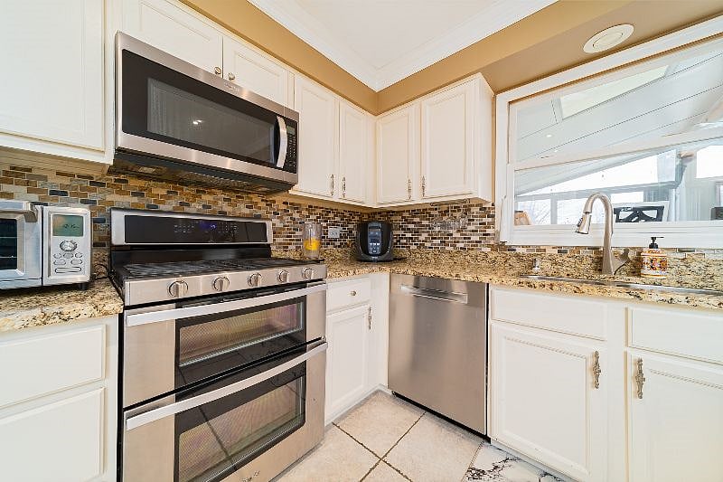 Furnished Finder property 589659_1 photo 9