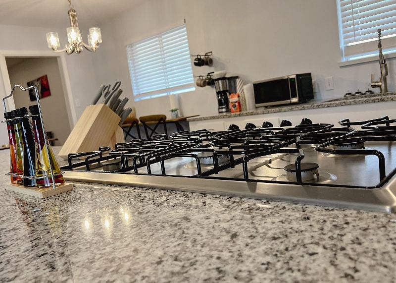 Furnished Finder property 589661_1 photo 23