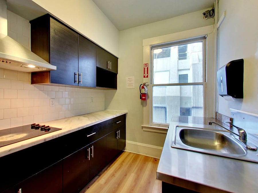 Furnished Finder property 589685_1 photo 10