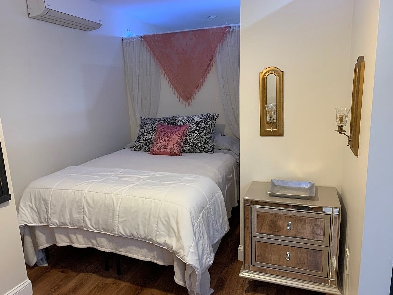 Second Bedroom Queen Size Beautyrest Bed