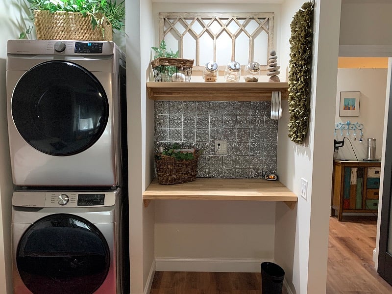 Full Size Washer and Dryer with Laundry Folding Area