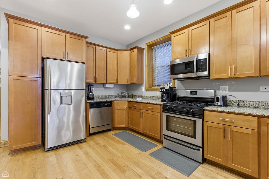 Furnished Finder property 589832_2 photo 8