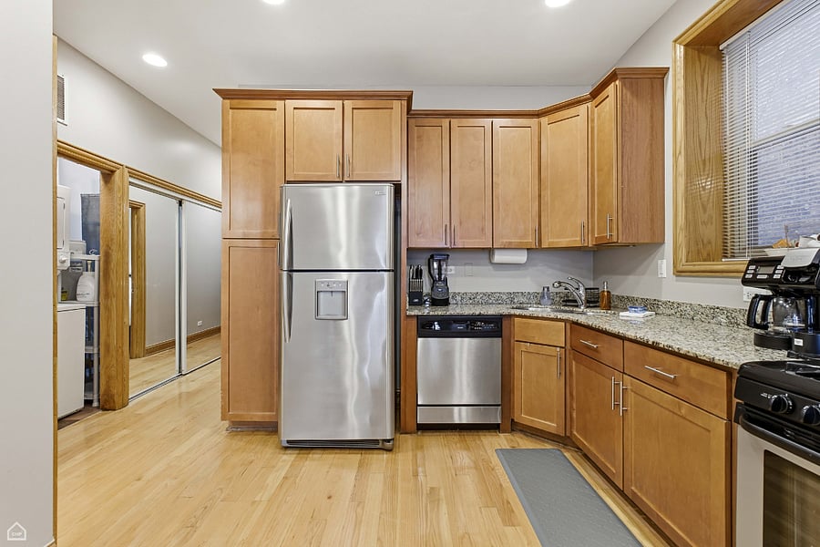 Furnished Finder property 589832_2 photo 9