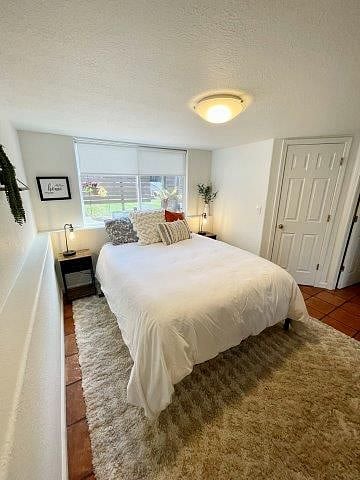 Bedroom with large walkin closet