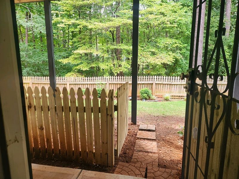 Private Entrance