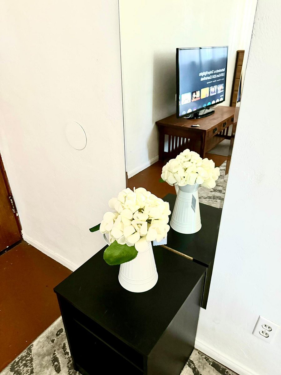Furnished Finder property 589885_2 photo 8