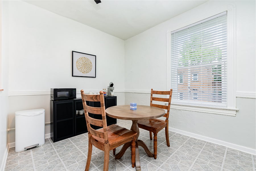 Furnished Finder property 589922_2 photo 6
