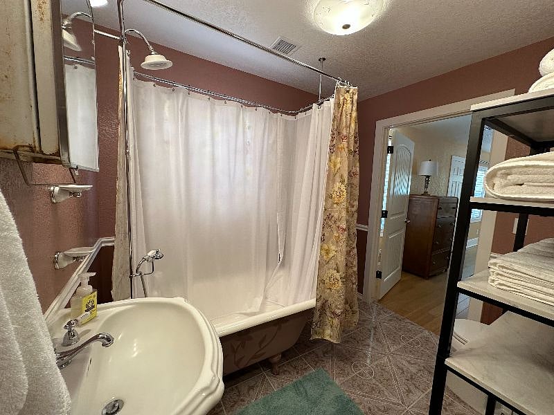 Furnished Finder property 589936_1 photo 11