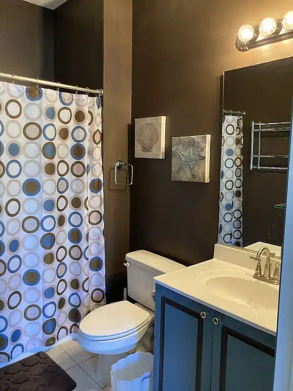 Master Bathroom.