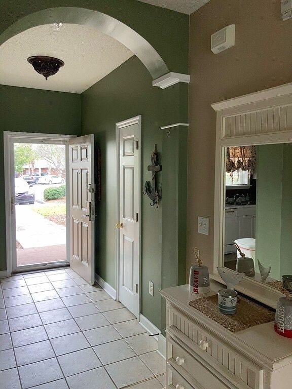 Furnished Finder property 589985_1 photo 6